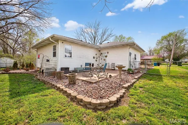 $149,900 | 592 Center Avenue, Lebanon, MO 65536