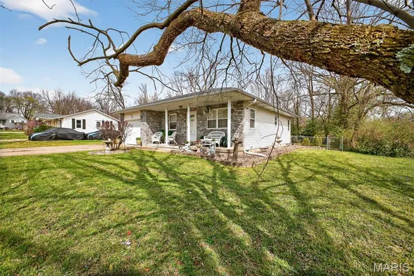 $149,900 | 592 Center Avenue, Lebanon, MO 65536