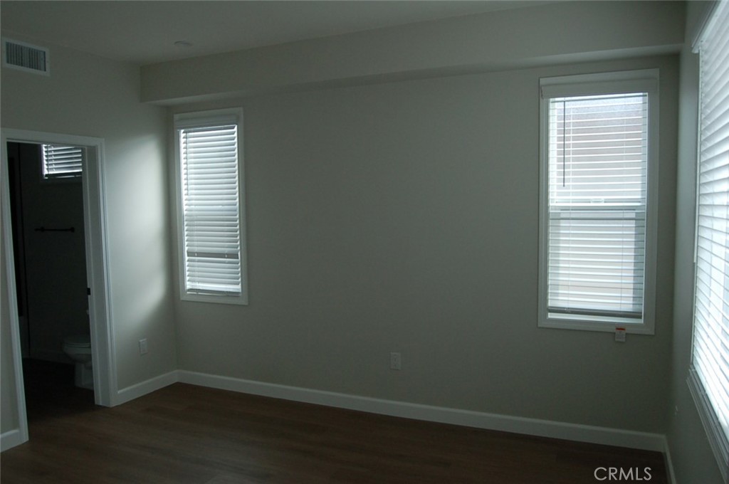 425 West Duarte Road, Unit 411A Monrovia, CA 91016 - Photo 15 of 31