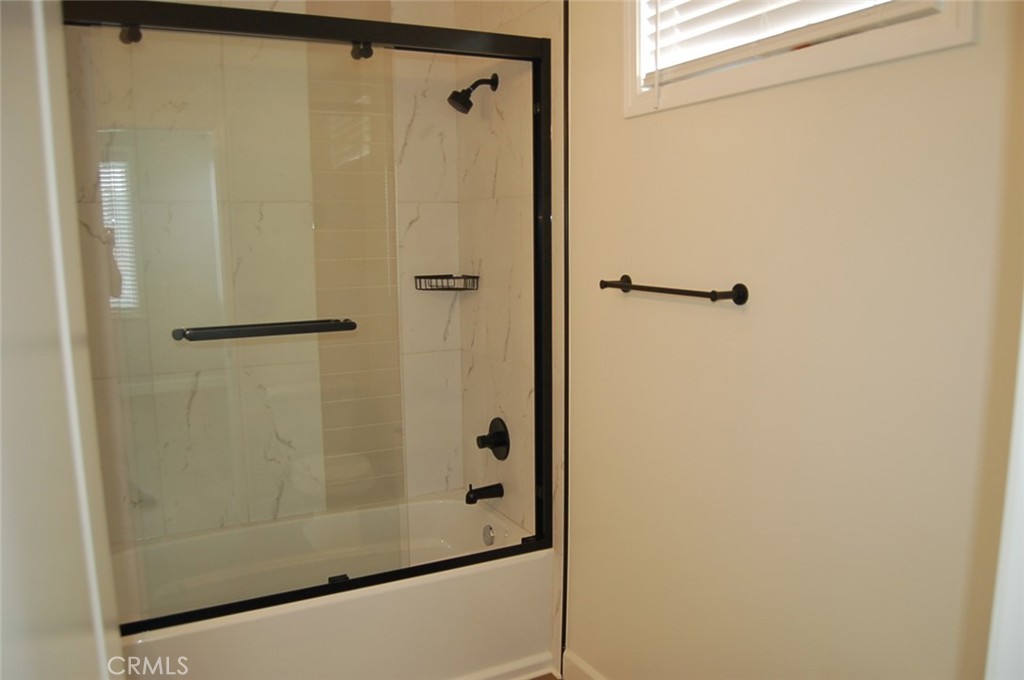 425 West Duarte Road, Unit 411A Monrovia, CA 91016 - Photo 17 of 31