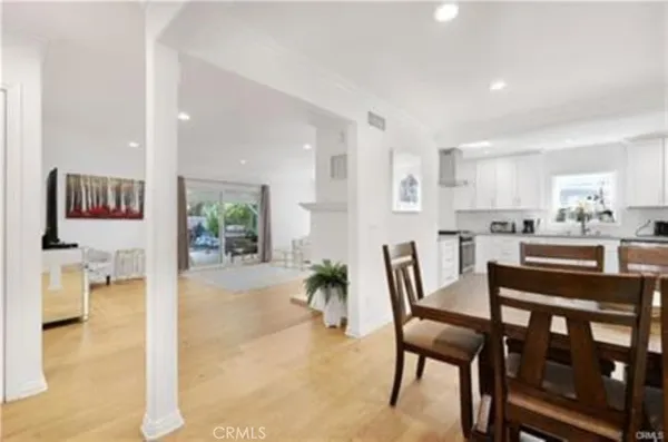 $6,250 | 22335 Kittridge Street, Woodland Hills, CA 91307