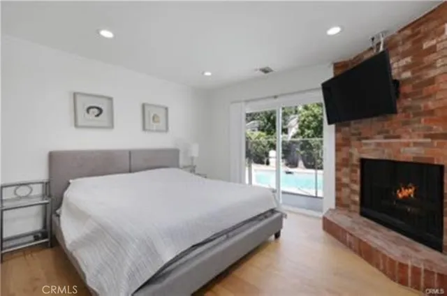 $6,900 | 22335 Kittridge Street, Woodland Hills, CA 91303