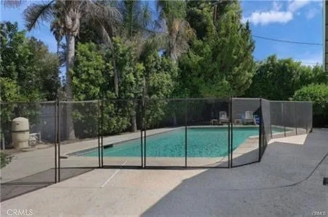 $6,900 | 22335 Kittridge Street, Woodland Hills, CA 91303