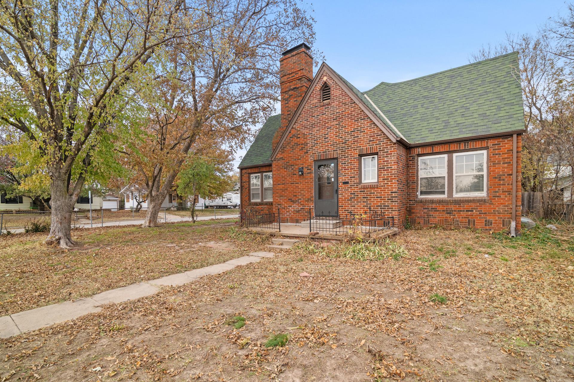 3402 East Orchard Avenue Wichita, KS 67208 - Photo 1 of 15