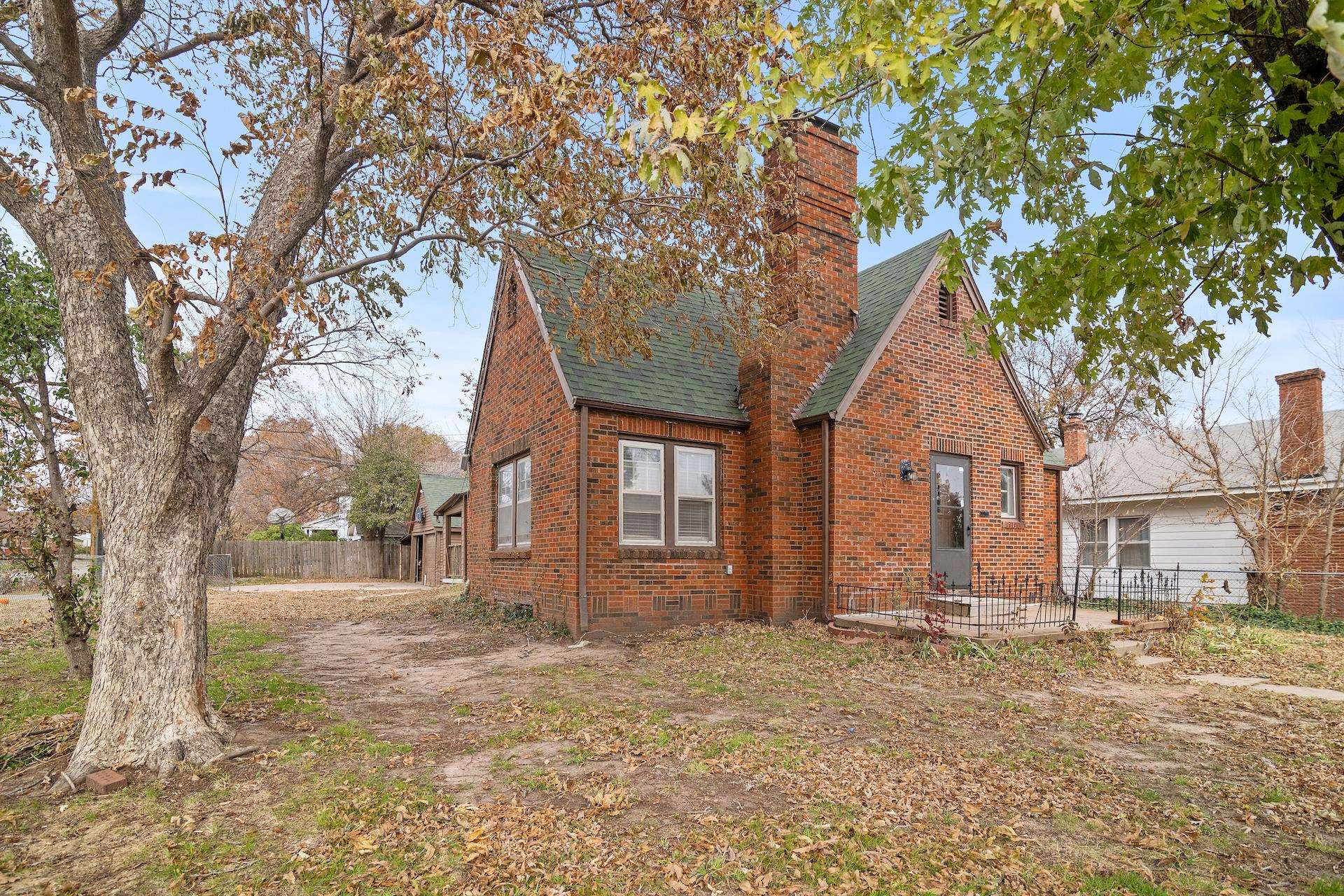 3402 East Orchard Avenue Wichita, KS 67208 - Photo 2 of 15