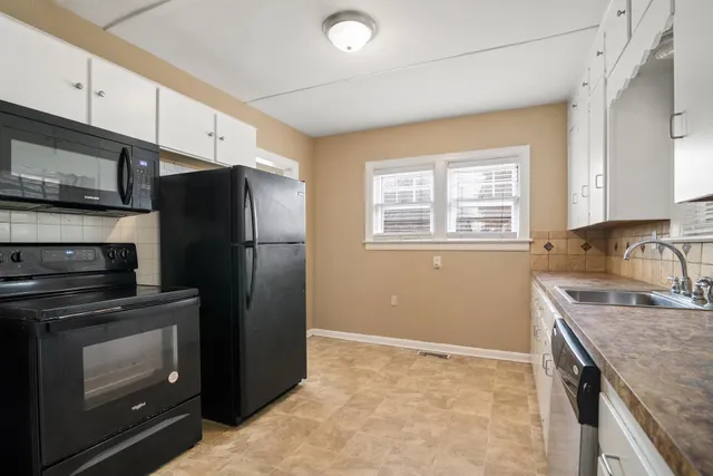 $165,000 | 3402 East Orchard Avenue, Wichita, KS 67208