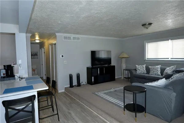 $2,500 | 55 Dover Drive, Cranberry Township, PA 16066