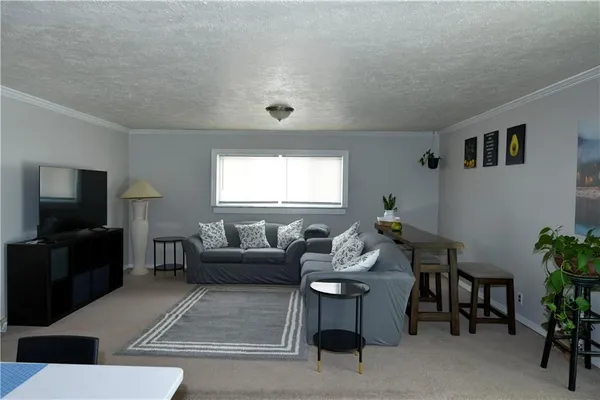 $2,500 | 55 Dover Drive, Cranberry Township, PA 16066