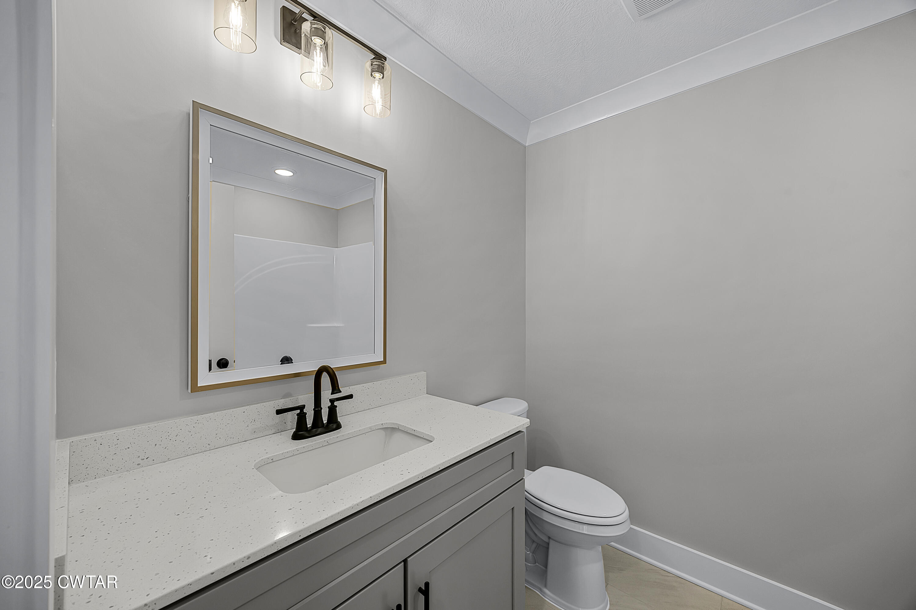 41 Easington Cove Jackson, TN 38305 - Photo 16 of 17 Guest Bath