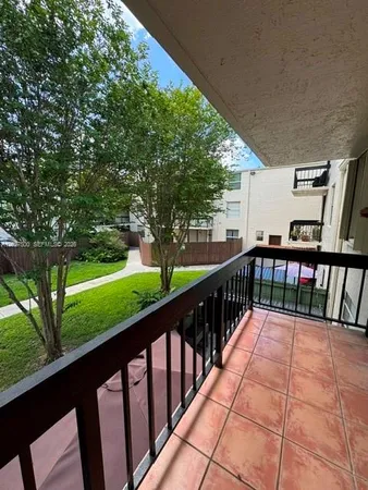 $1,900 | 8309 Southwest 142nd Avenue, Unit G203, Miami, FL 33183