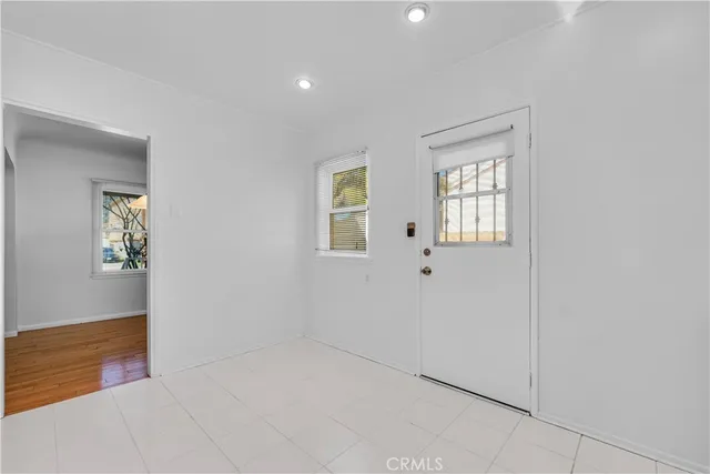 $925,000 | 6350 Costello Avenue, Valley Glen, CA 91401