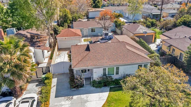 $925,000 | 6350 Costello Avenue, Valley Glen, CA 91401