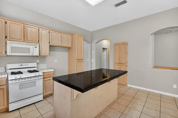 $625,000 | 9795 West Taron Drive, Elk Grove, CA 95757