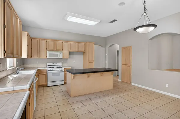 $625,000 | 9795 West Taron Drive, Elk Grove, CA 95757