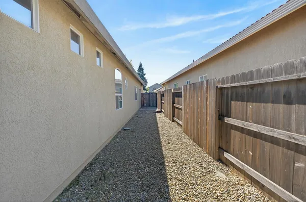 $625,000 | 9795 West Taron Drive, Elk Grove, CA 95757