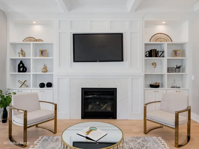 $1,800,000 | 2902 North Seeley Avenue, Chicago, IL 60618