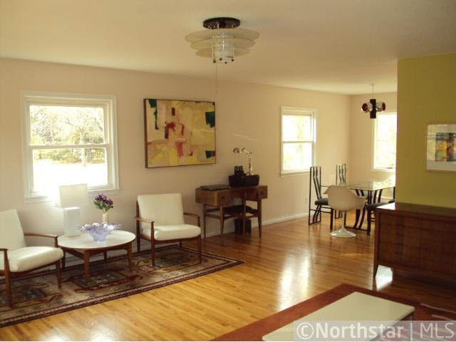 973 Riley Avenue New Richmond, WI 54017 - Photo 5 of 18 Gallery Image 5