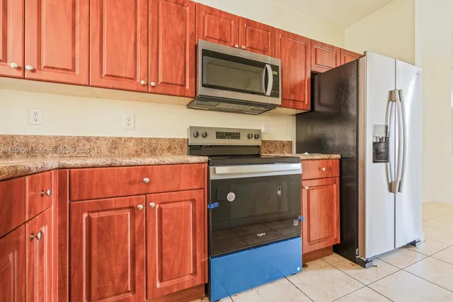 $2,400 | 9219 Southwest 227th Street, Unit 9, Cutler Bay, FL 33190