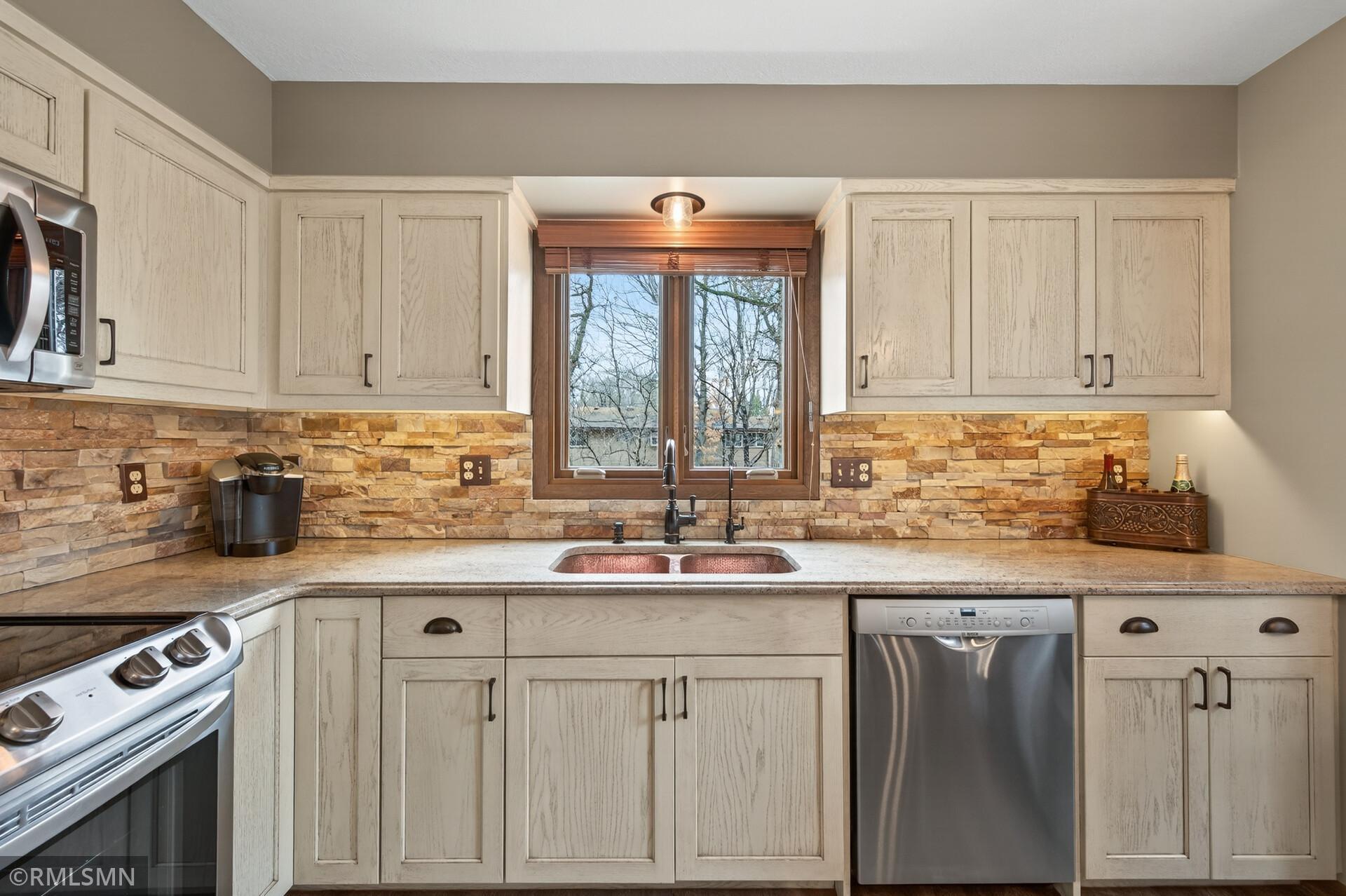 6323 Red Maple Lane Lino Lakes, MN 55014 - Photo 17 of 60