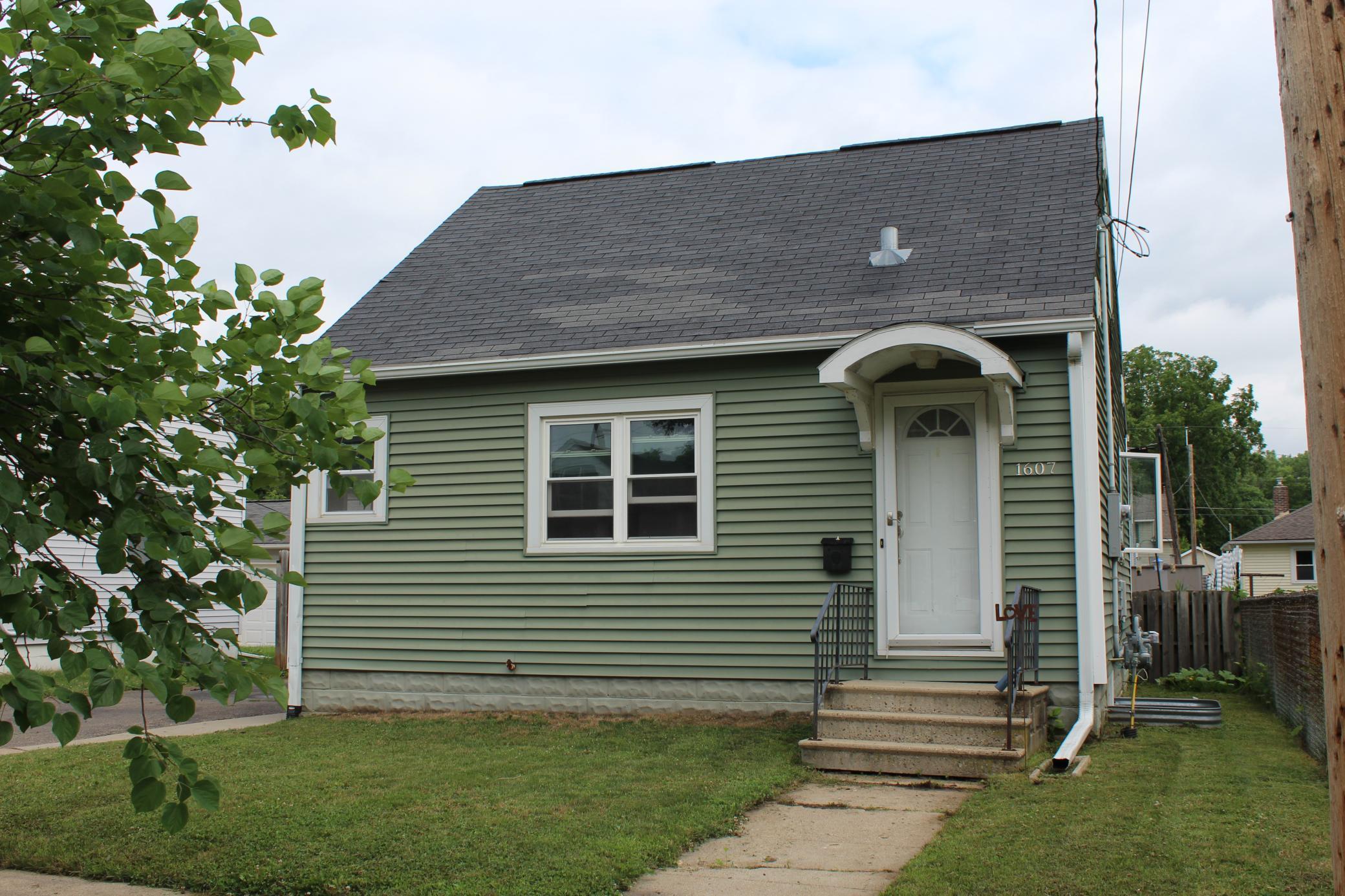 1607 3rd Street Northeast Rochester, MN 55906 - Photo 1 of 1
