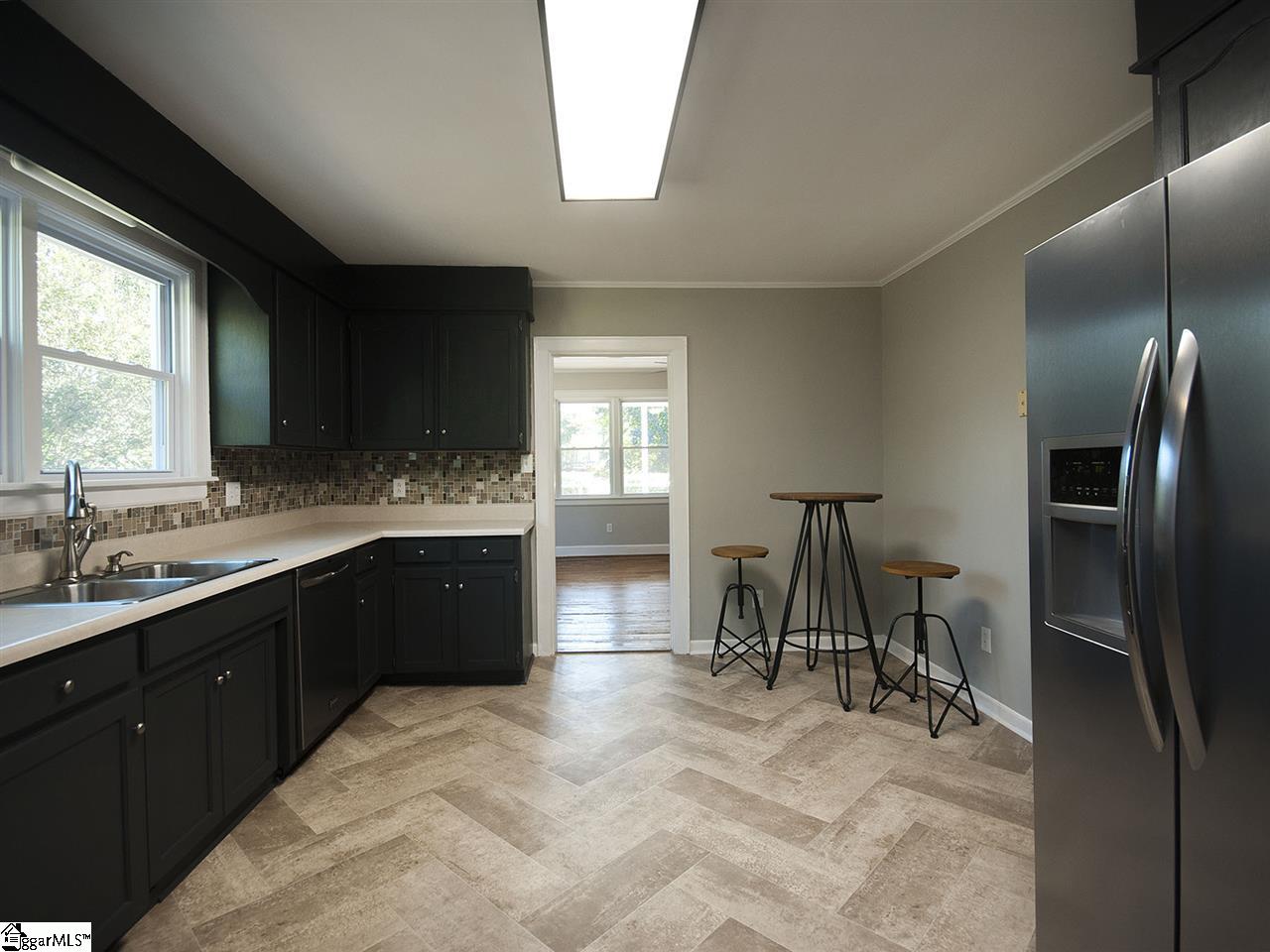 294 Old Power Plant Road Duncan, SC 29334 - Photo 10 of 36 Gallery Image 10