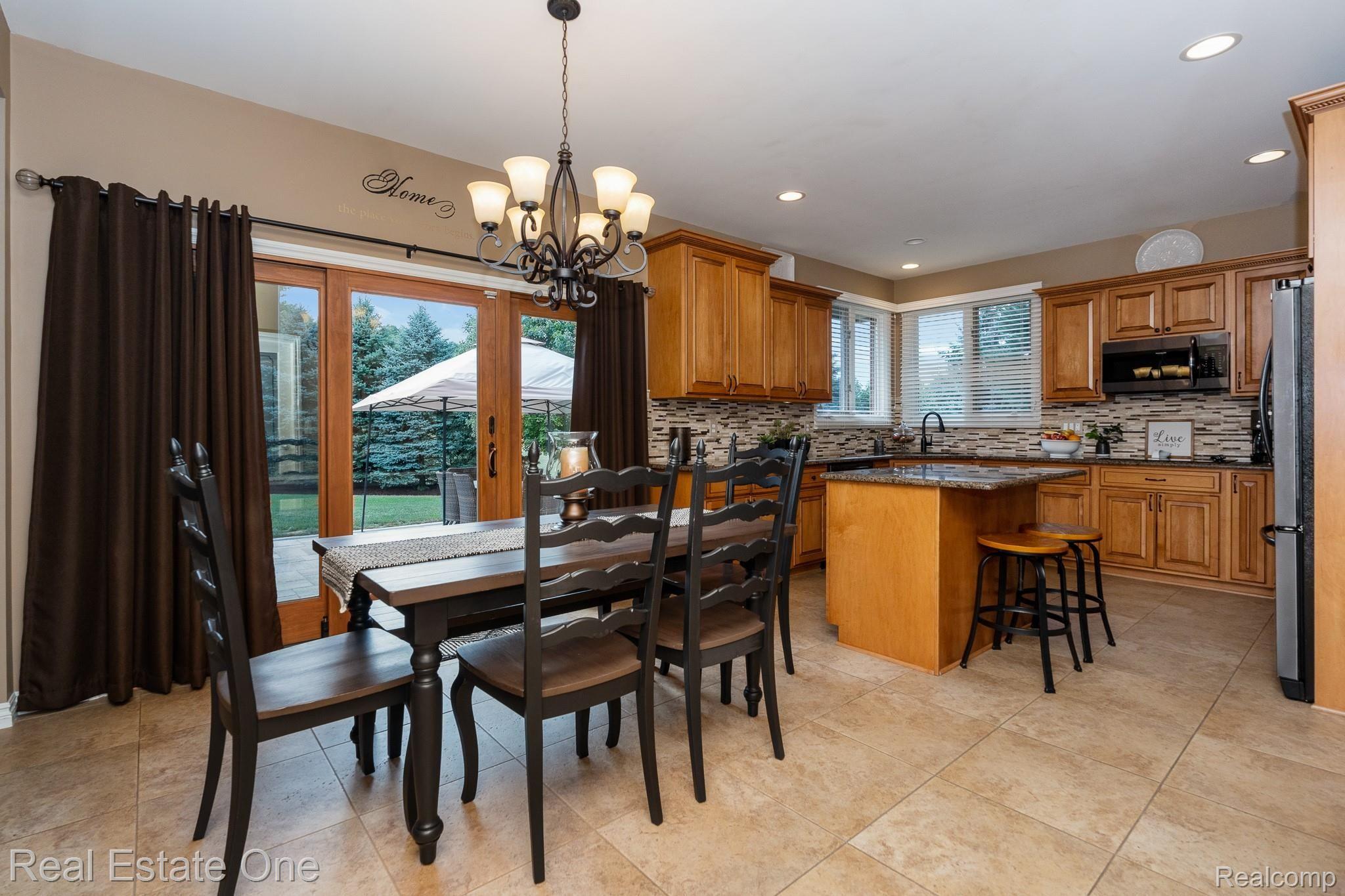1169 Krista Court Rochester, MI 48307 - Photo 11 of 42 Krista Ct MLS-W016.jpg
