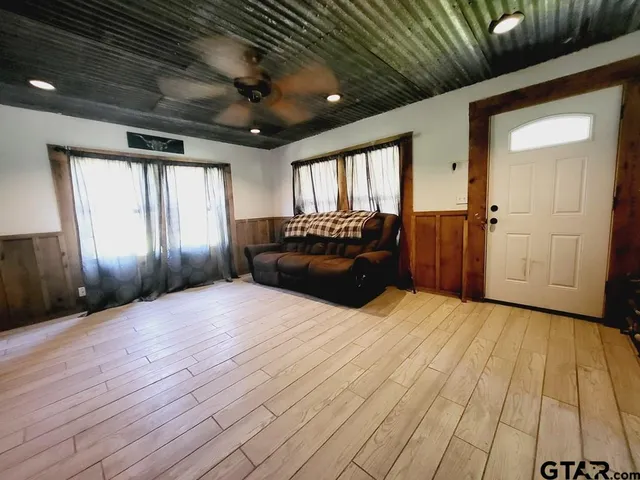 $80,000 | 213 Hawthorne Street, Elkhart, TX 75839