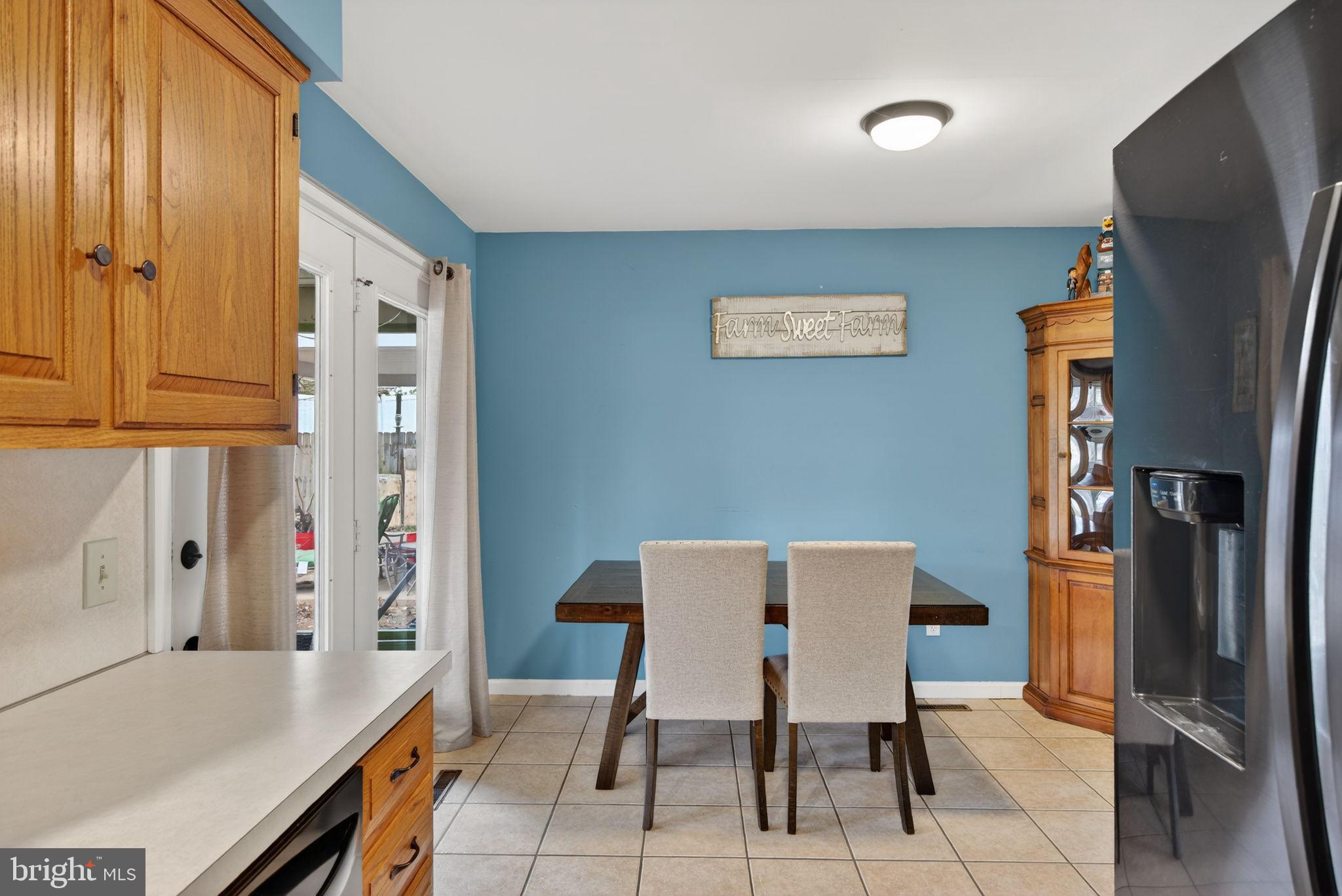 64 Beech Lane Elizabethtown, PA 17022 - Photo 11 of 26 a view of a dining room with furniture