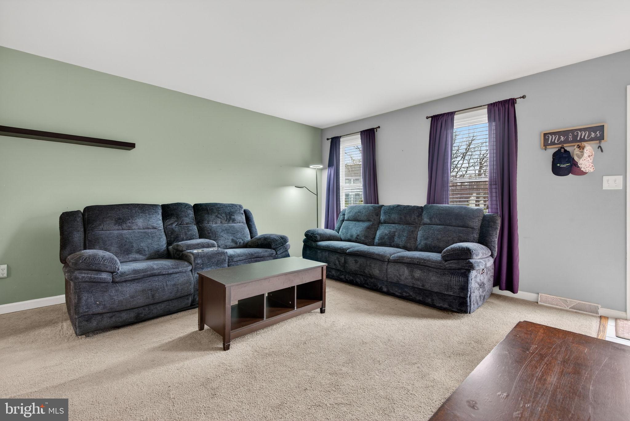 64 Beech Lane Elizabethtown, PA 17022 - Photo 5 of 26 a living room with furniture and a couch
