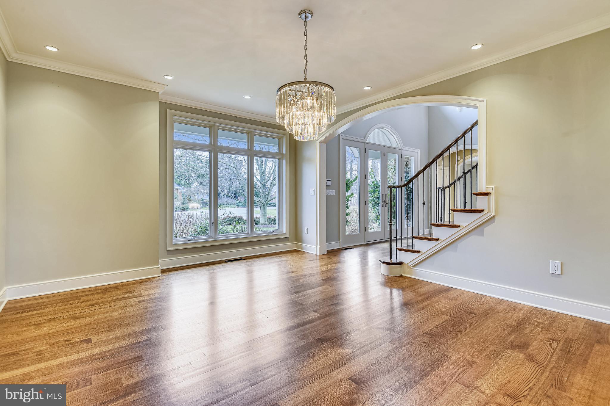 680 South River Landing Road Edgewater, MD 21037 - Photo 16 of 83 Generous recessed LED and halogen spotlights