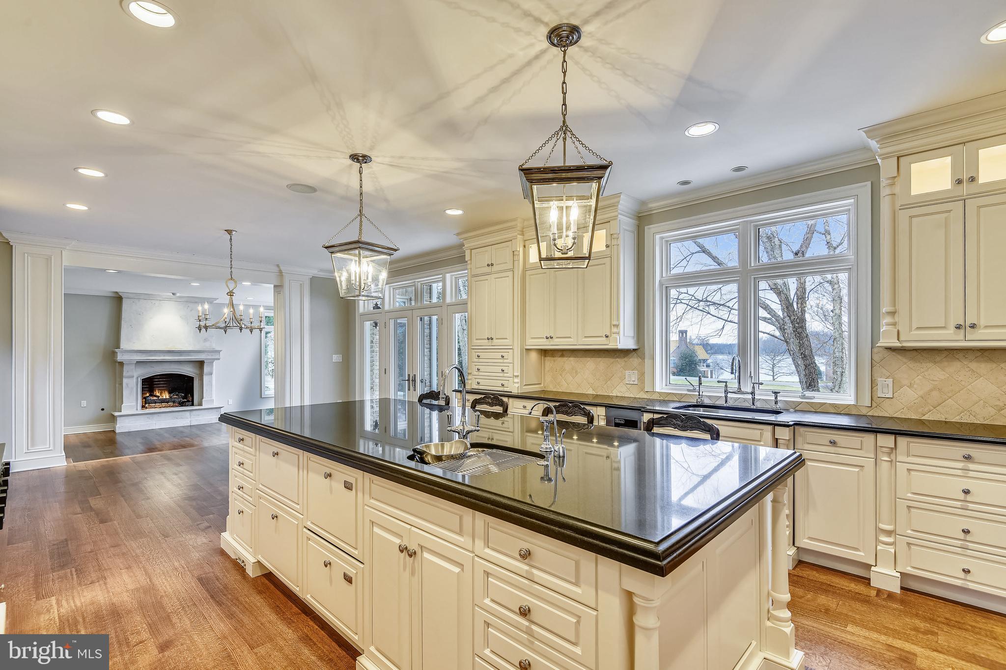 680 South River Landing Road Edgewater, MD 21037 - Photo 29 of 83 Prominent 50 sq ft granite island
