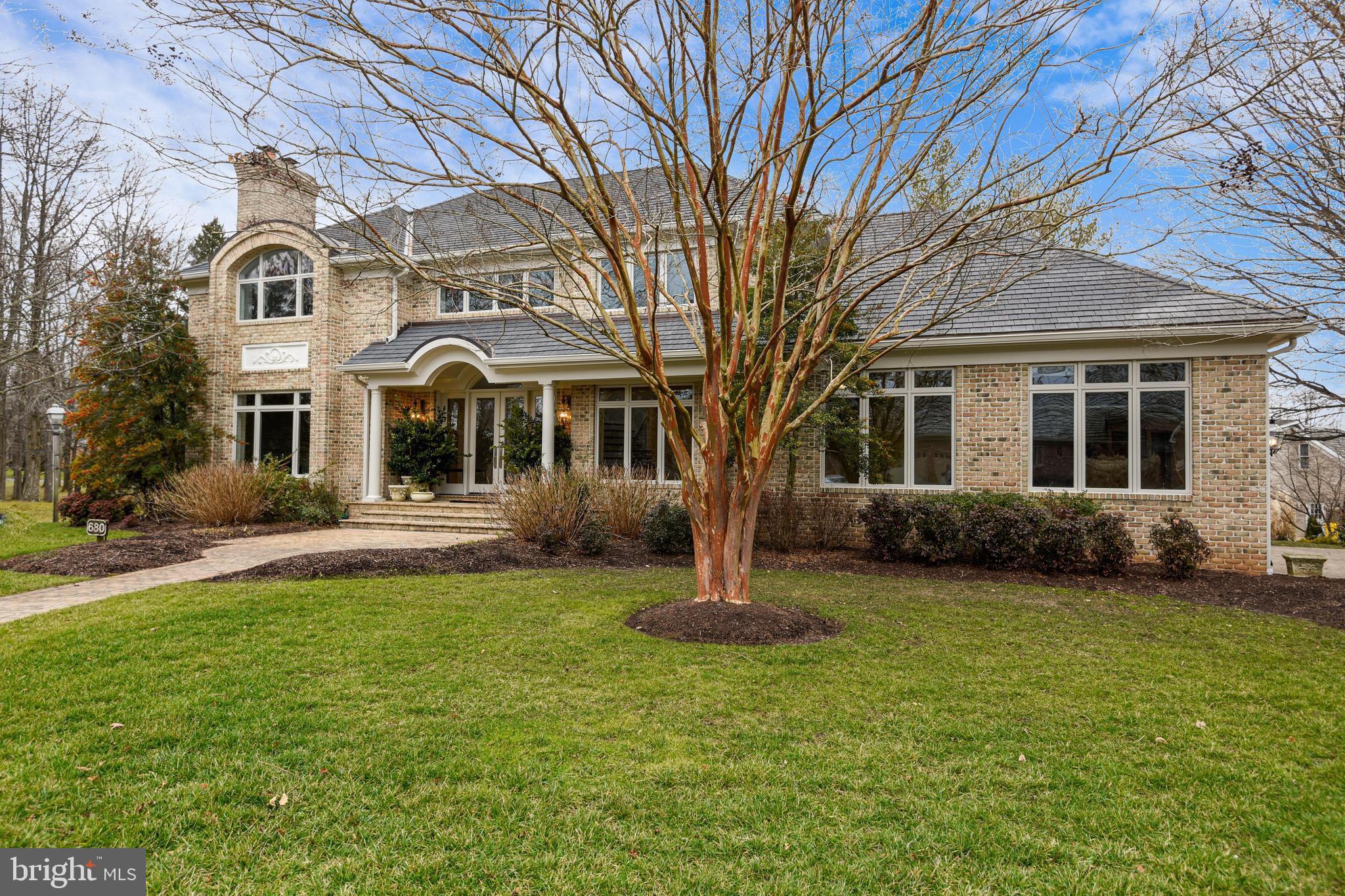 680 South River Landing Road Edgewater, MD 21037 - Photo 5 of 83 All brick exterior and cedar simulated roof