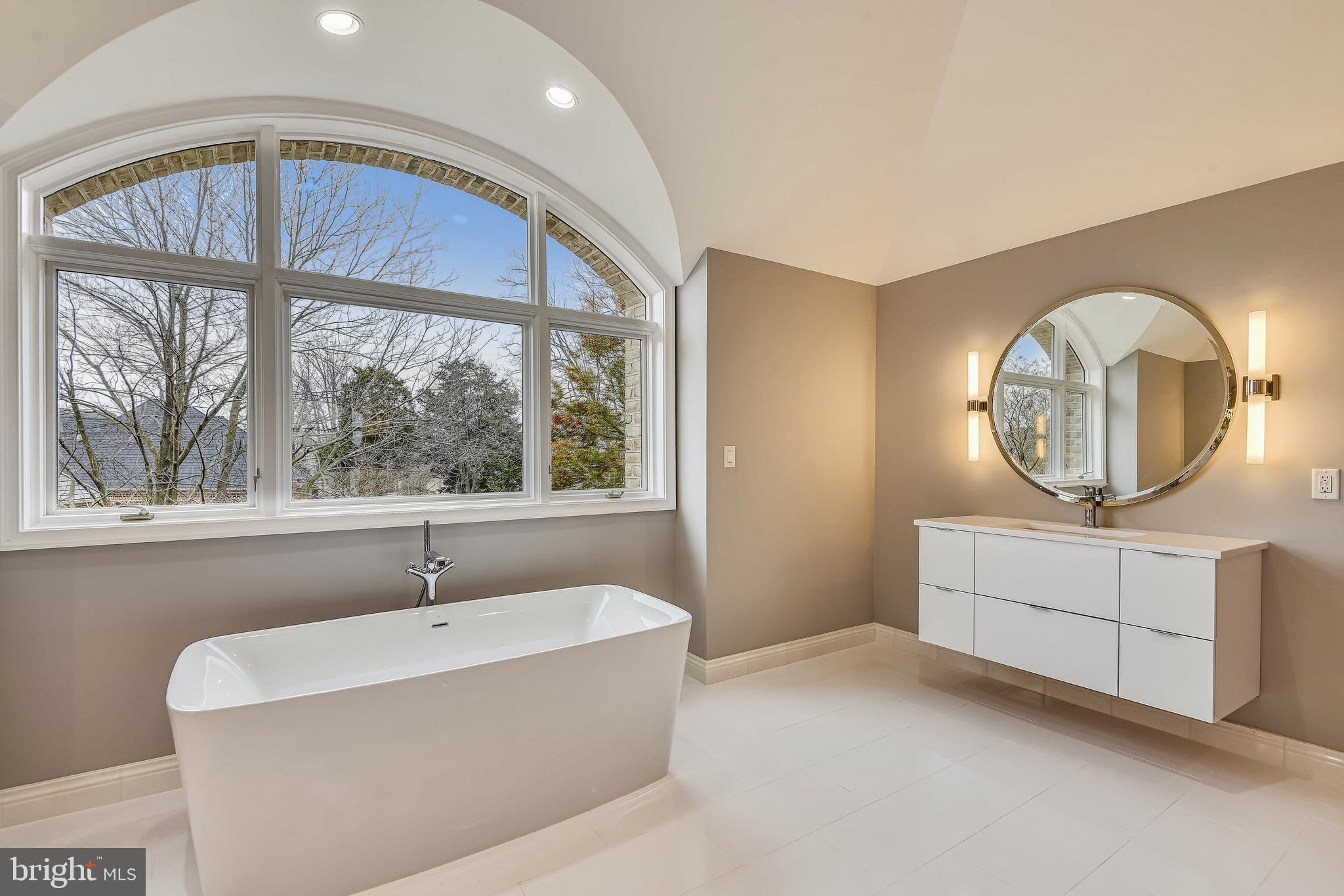 680 South River Landing Road Edgewater, MD 21037 - Photo 56 of 83 Silestone counters, Lacava sinks and Opus sconces