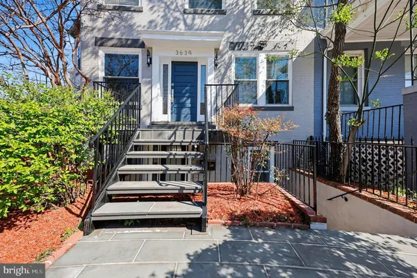 a view of a building with entryway