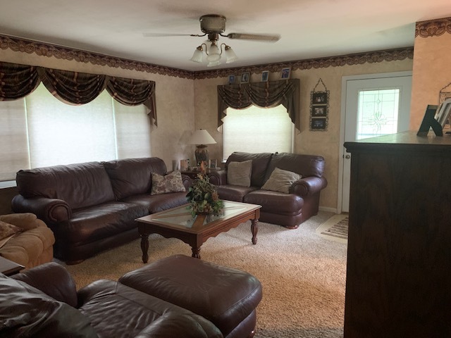 212 Ridge Street Creston, IL 61068 - Photo 2 of 23