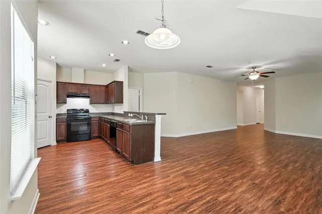 $304,500 | 2939 St Zachary Drive, Dallas, TX 75233