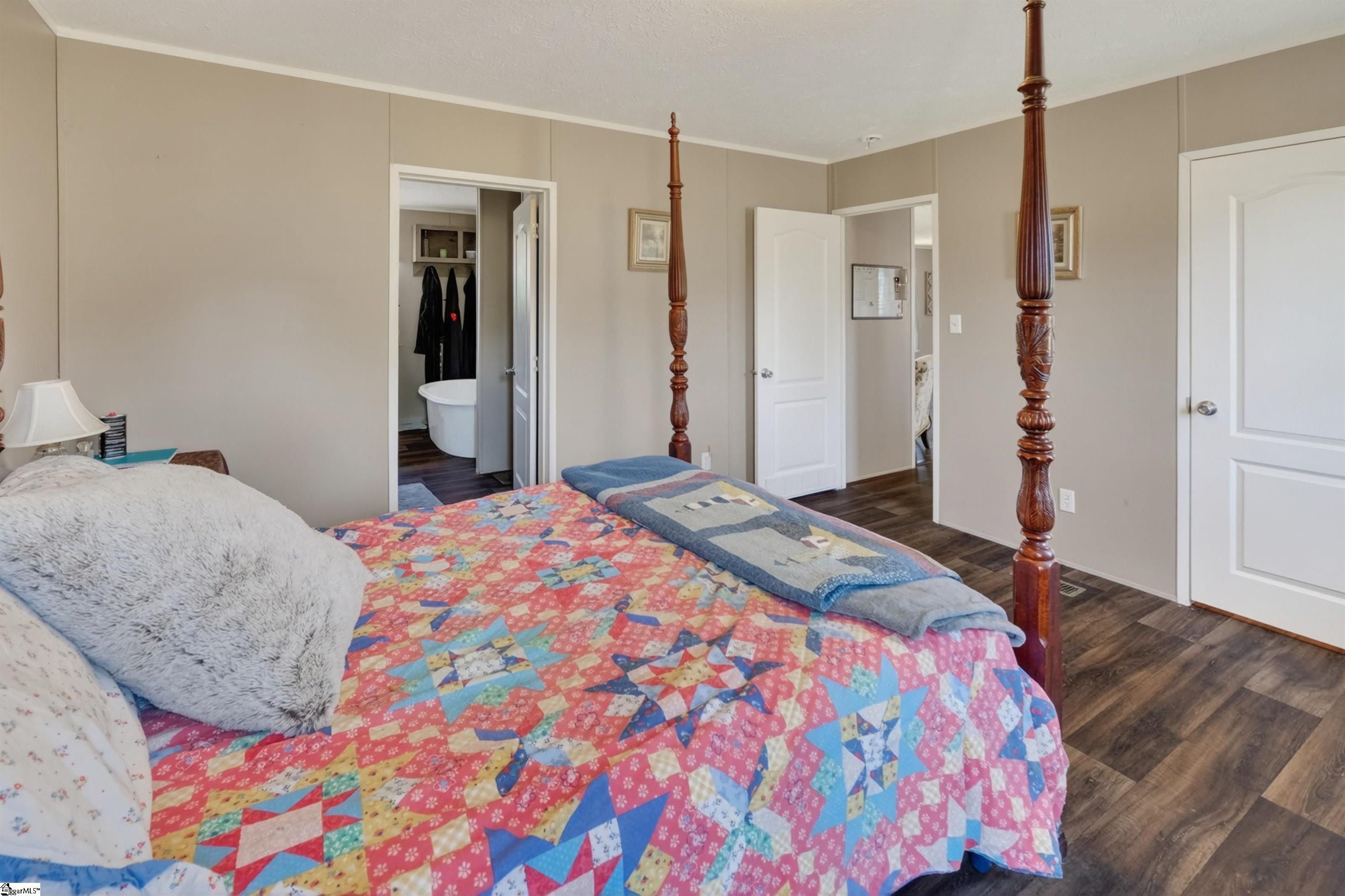 580 Melvin Hill Road Campobello, SC 29322 - Photo 13 of 31