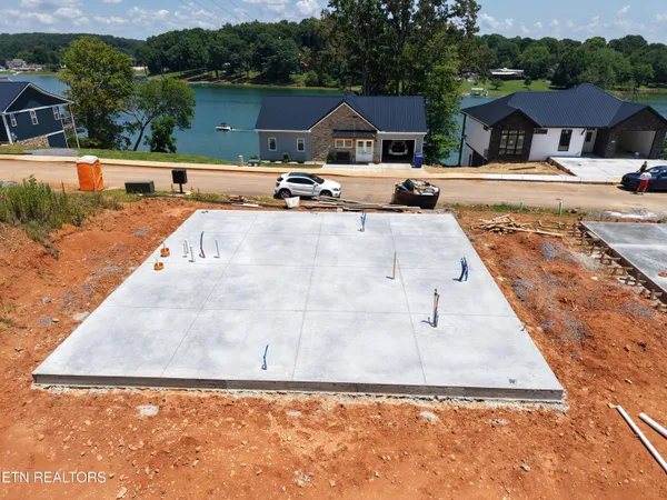 $799,000 | 182 Lakeshore Bay Drive, Jefferson City, TN 37760