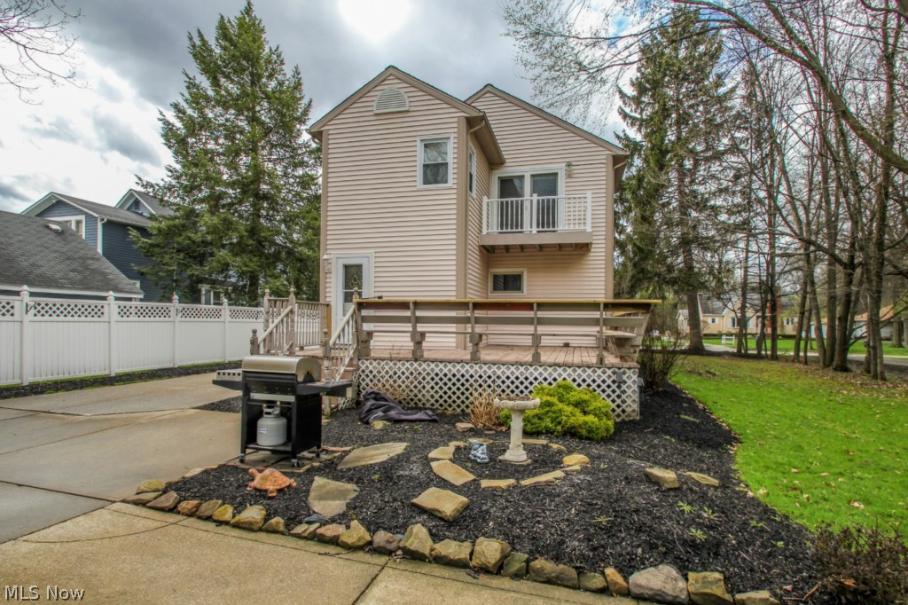6411 Chestnut Road Independence, OH 44131 - Photo 22 of 25 Back View