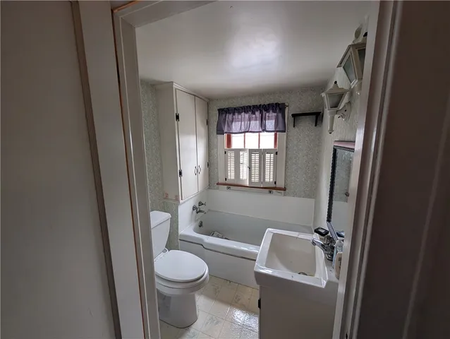 $160,000 | 405 West Green Street, Smethport, PA 16749