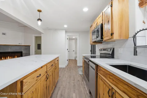 $268,800 | 43143 Riverview Drive, Unit 8, Kingston, ID 83839