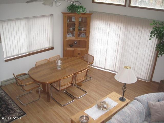 135 Tanager Road Lackawaxen, PA 18435 - Photo 10 of 49