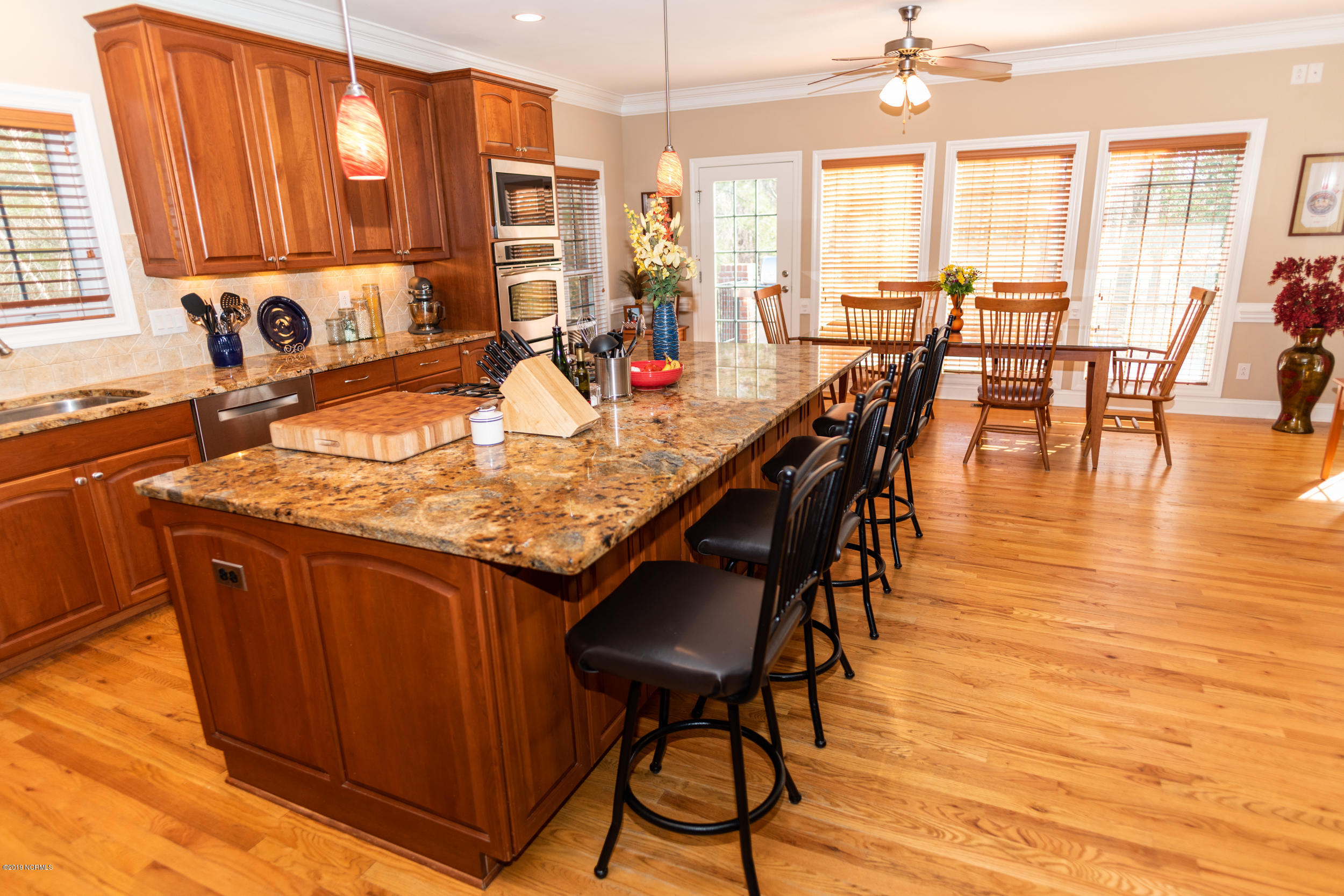 124 Friburg Road New Bern, NC 28562 - Photo 18 of 59 Hardwoods in kitchen