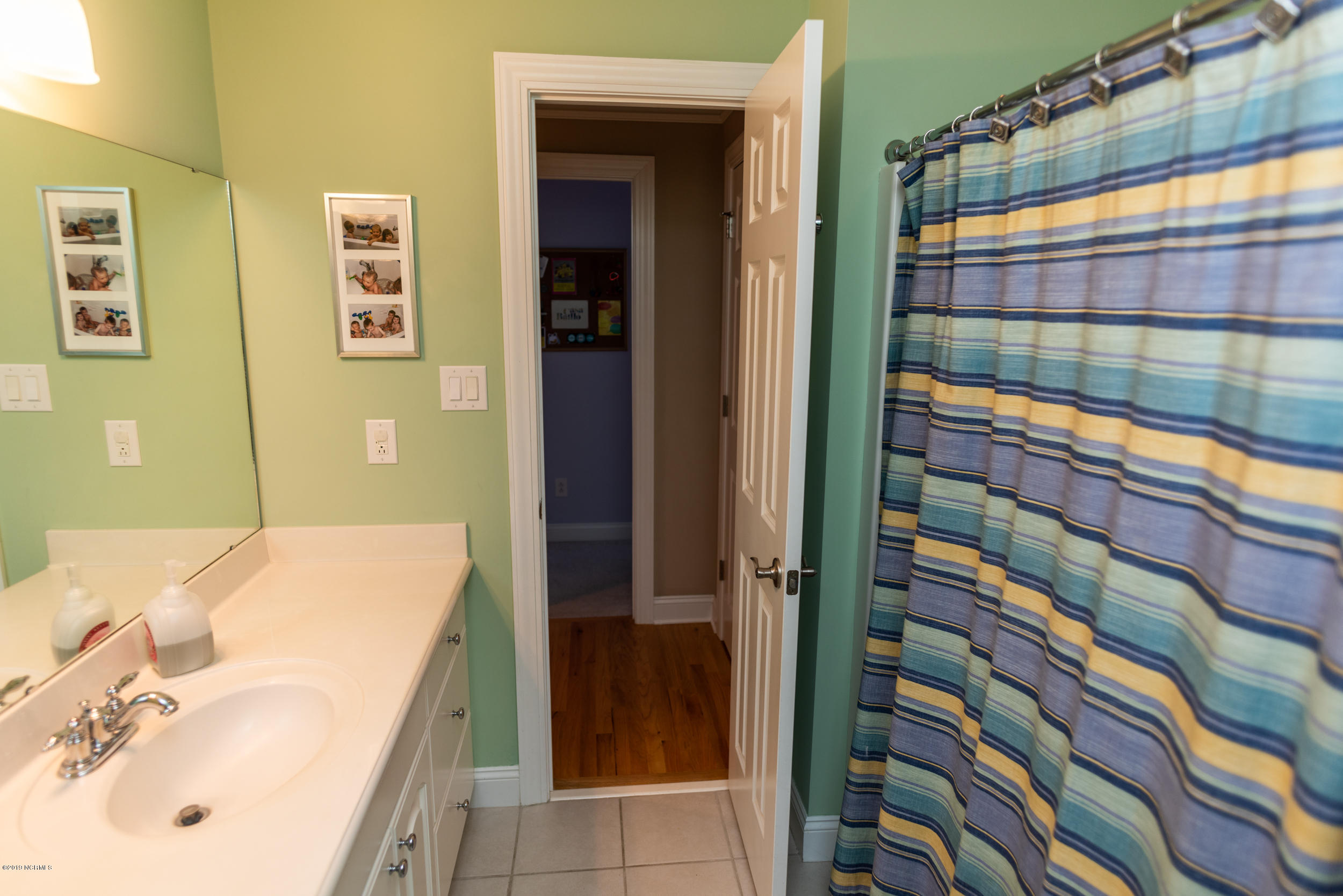 124 Friburg Road New Bern, NC 28562 - Photo 38 of 59 full bath upstairs