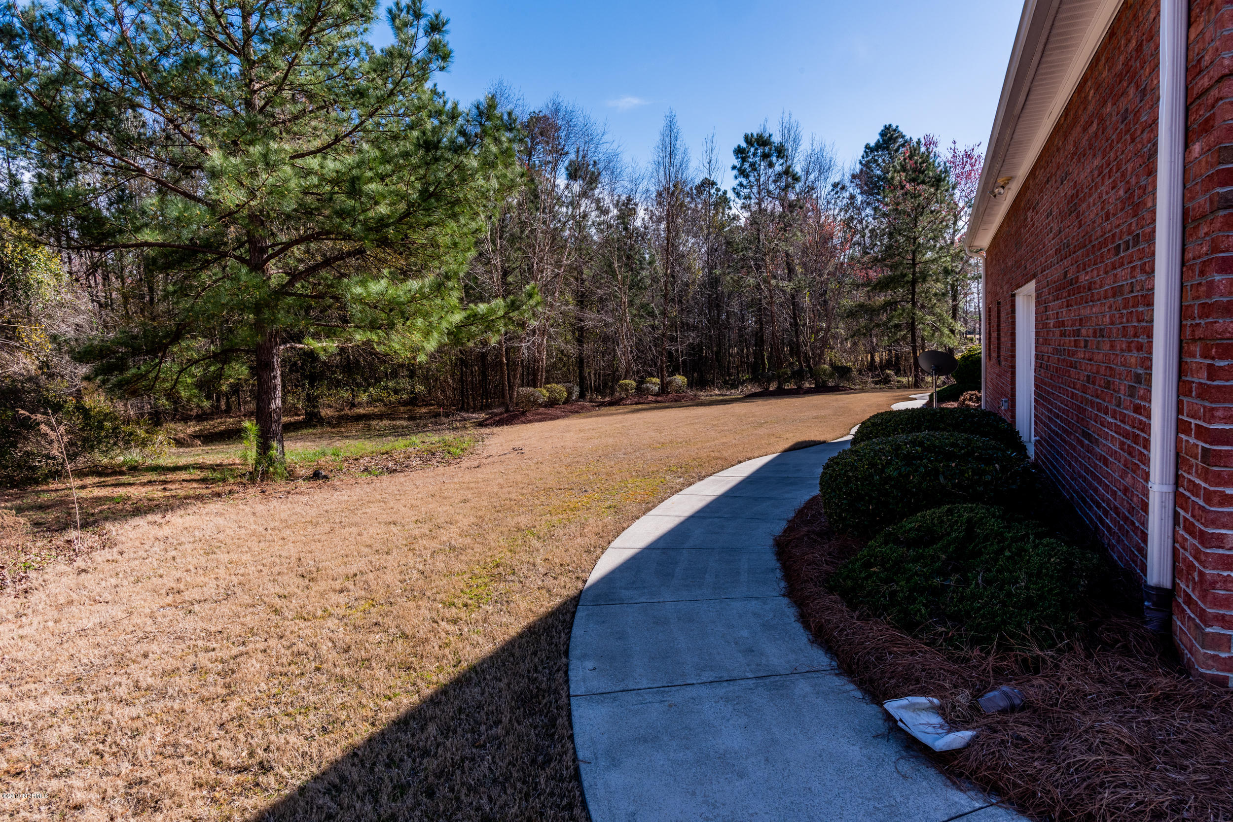 124 Friburg Road New Bern, NC 28562 - Photo 46 of 59 side view of home