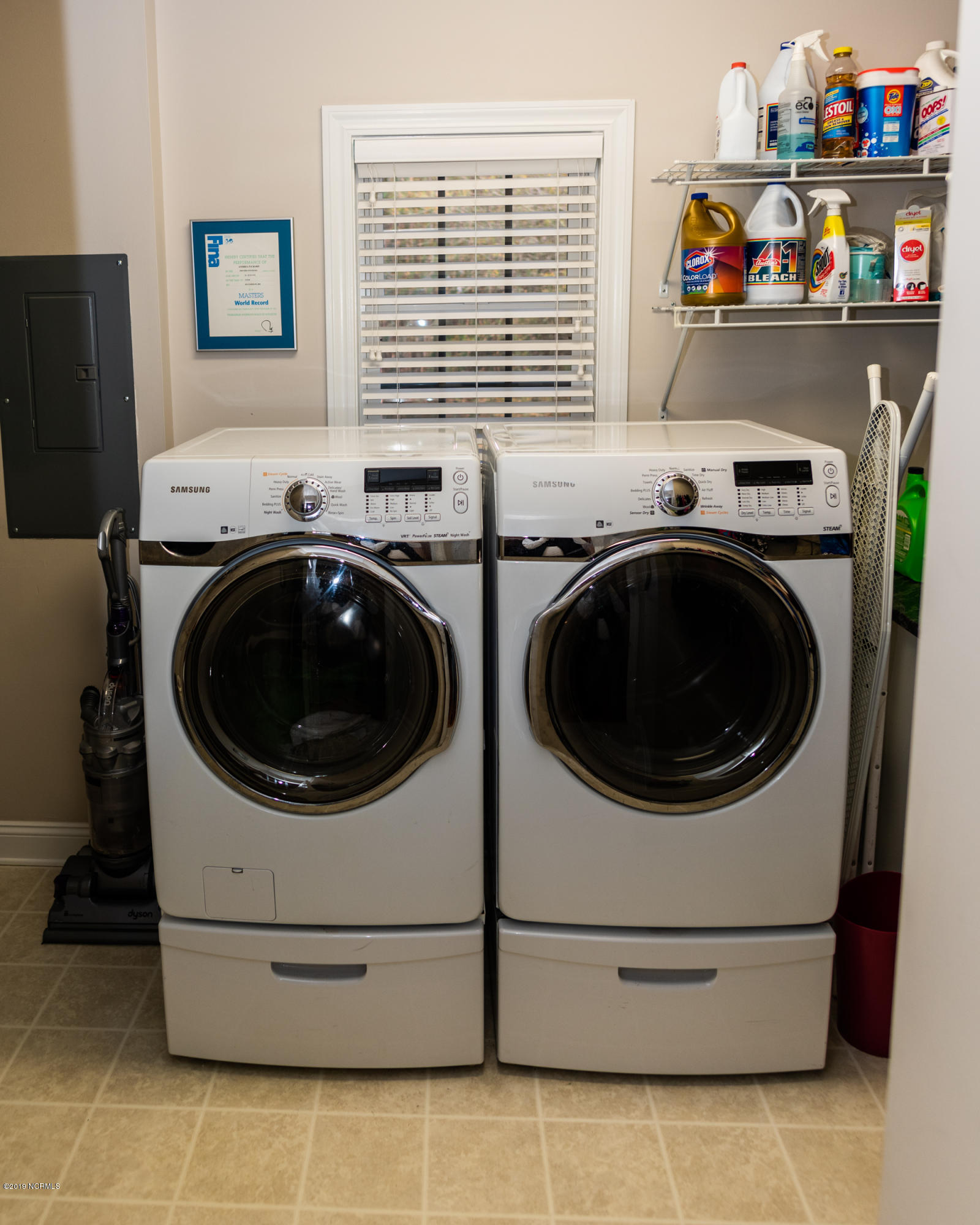 124 Friburg Road New Bern, NC 28562 - Photo 53 of 59 Laundry room