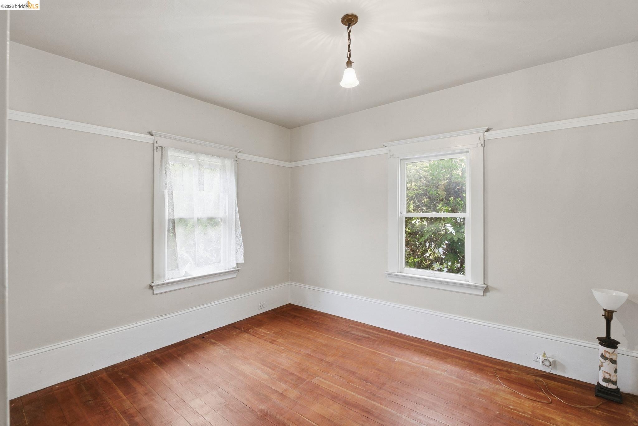 2204 Tenth Street Berkeley, CA 94710 - Photo 15 of 38 Gallery Image 15