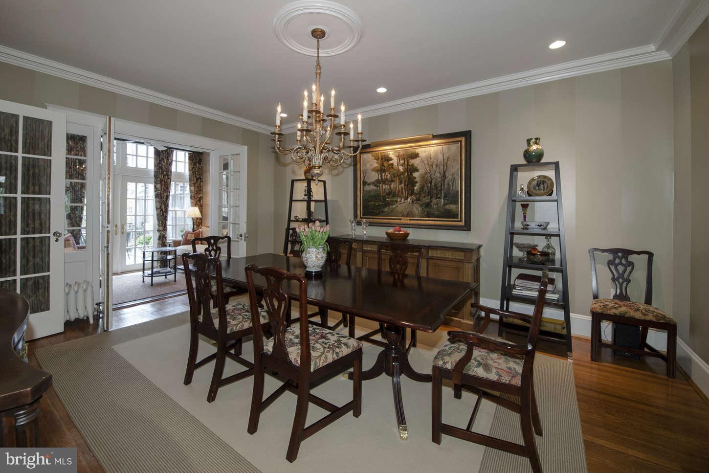 1920 Belmont Road Northwest Washington, DC 20009 - Photo 8 of 30 Dining Room