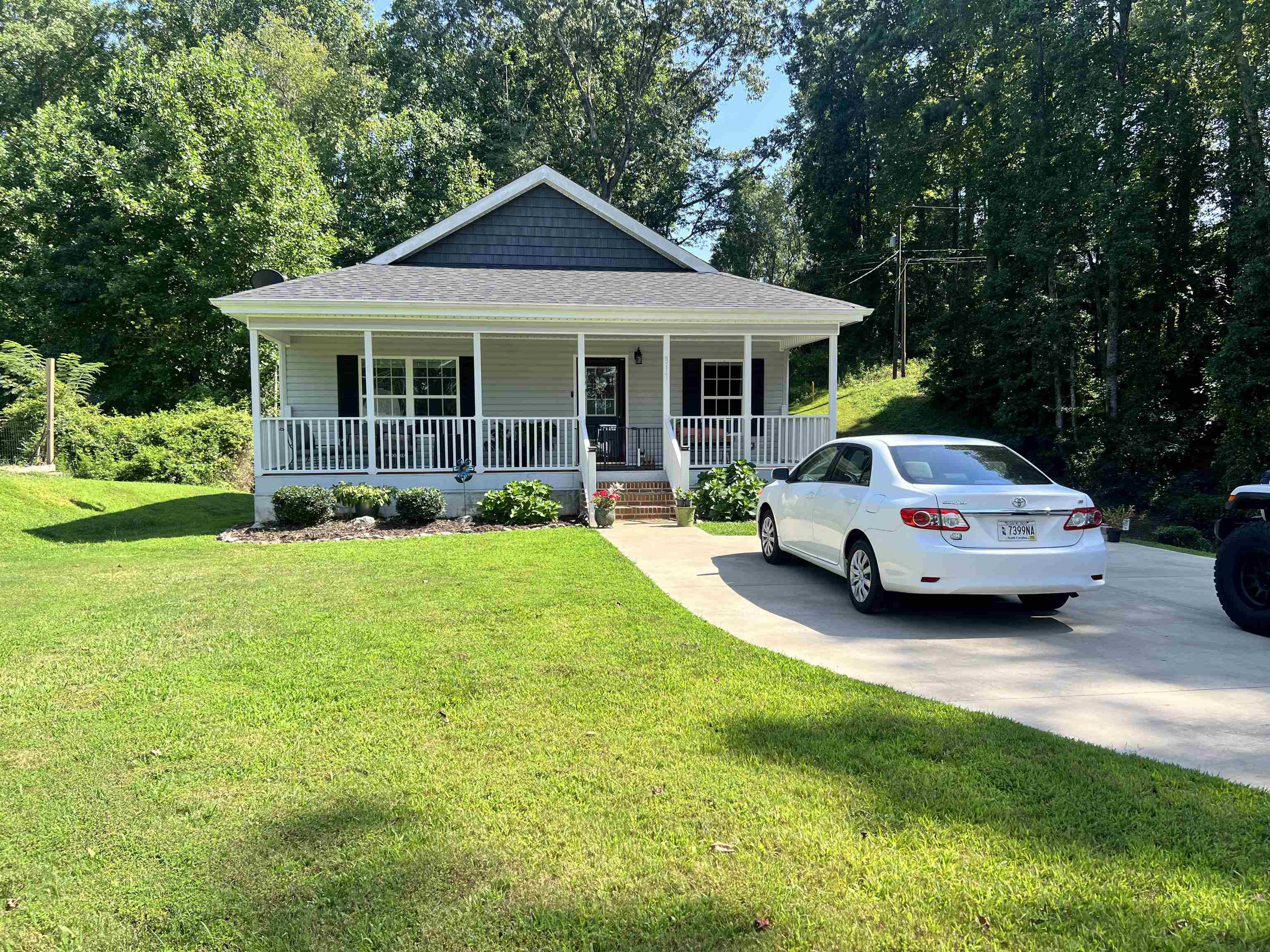 317 State Rd S-42-7065 Campobello, SC 29322 - Photo 1 of 36 Gallery Image 1
