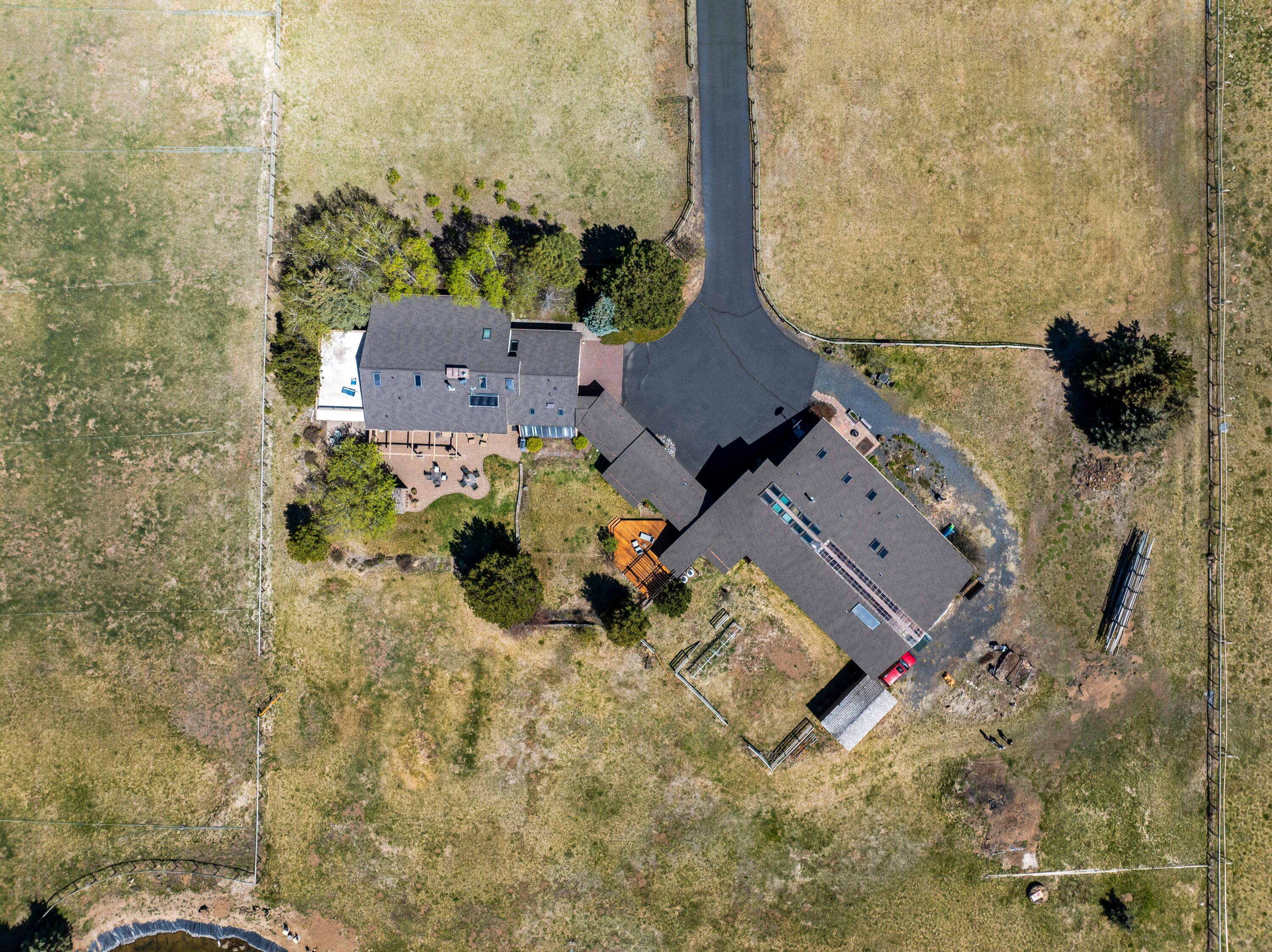 20875 Sholes Road Bend, OR 97702 - Photo 3 of 88 06-Aerial